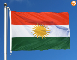Флаг Курдистана с карабинами