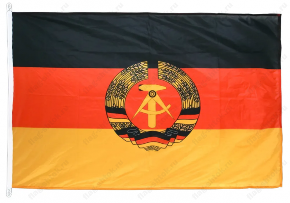 Флаг ГДР с карабинами